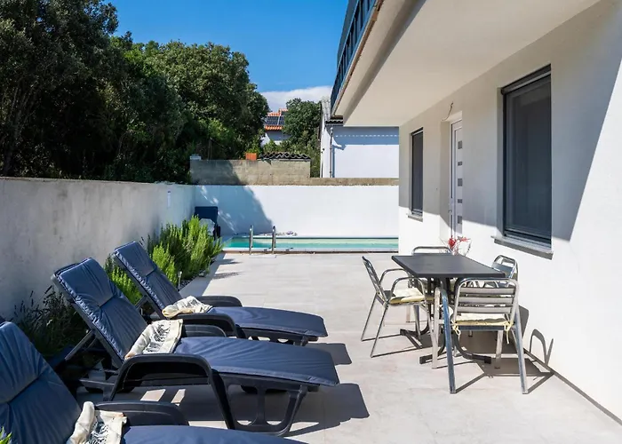 Σπίτι διακοπών 3 Bedroom In *