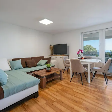 Дом отдыха 3 Bedroom In