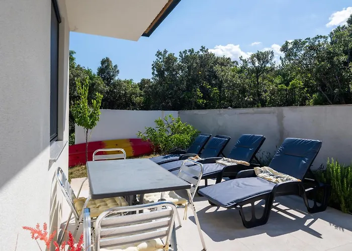 Feriehus 3 Bedroom In Peruški